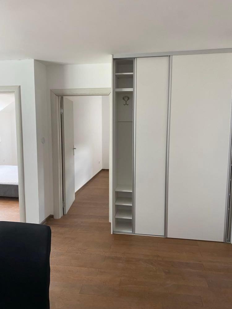 Sandra Apartmani Vrsac Exteriör bild